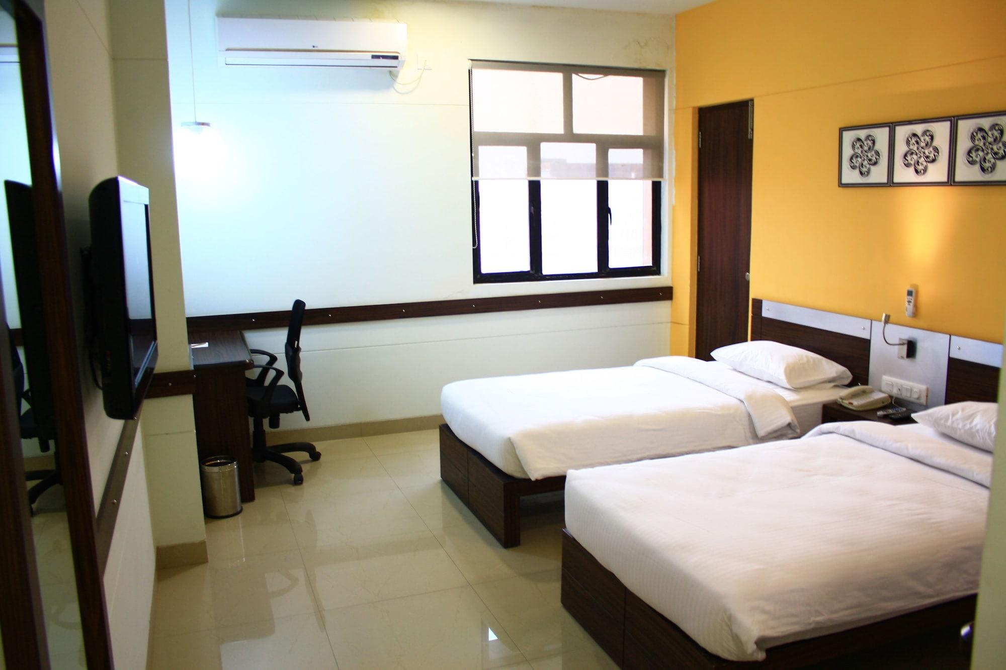 Hotel Manesar คูร์เคาน์ ภายนอก รูปภาพ
