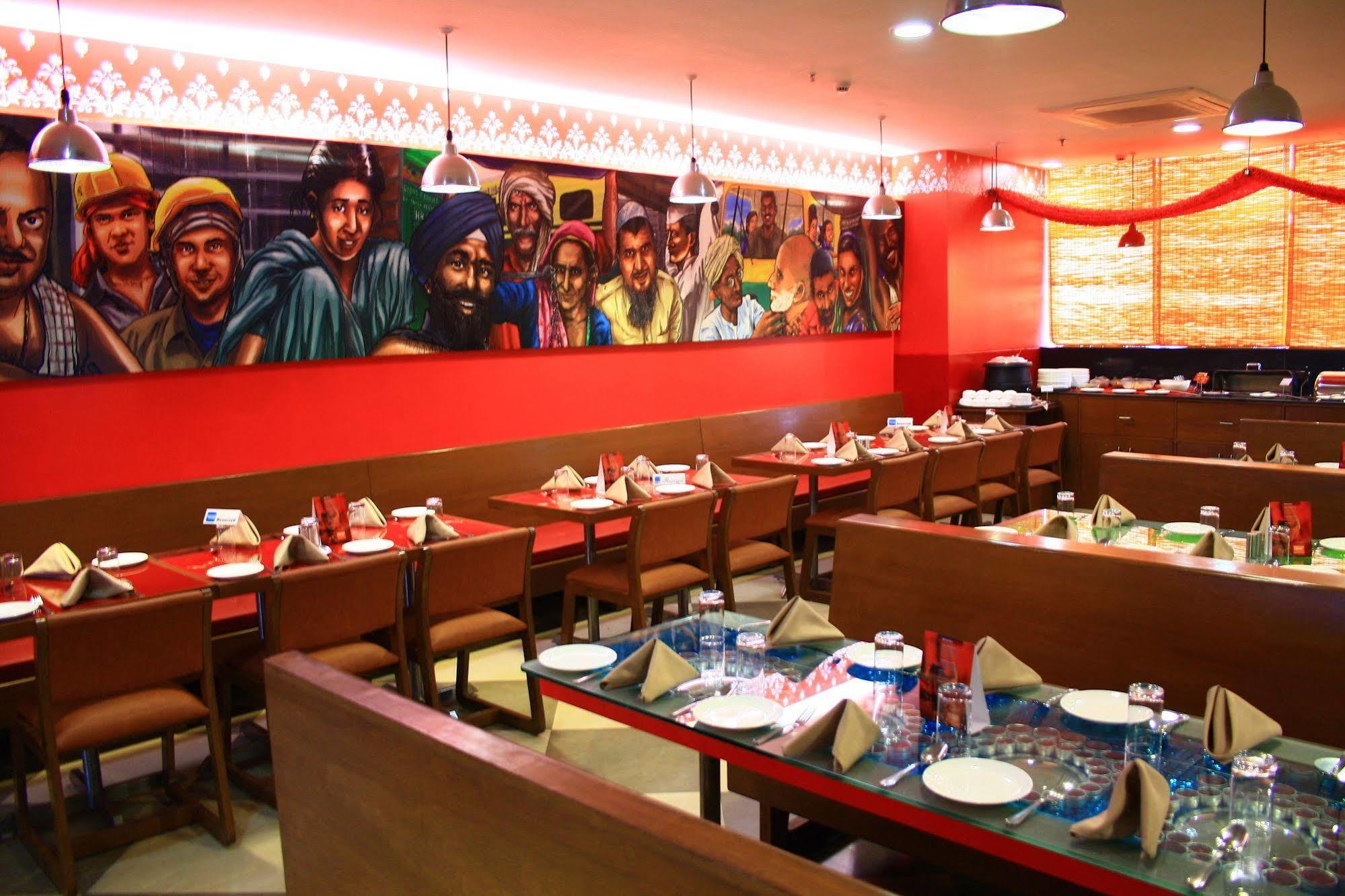 Hotel Manesar คูร์เคาน์ ภายนอก รูปภาพ
